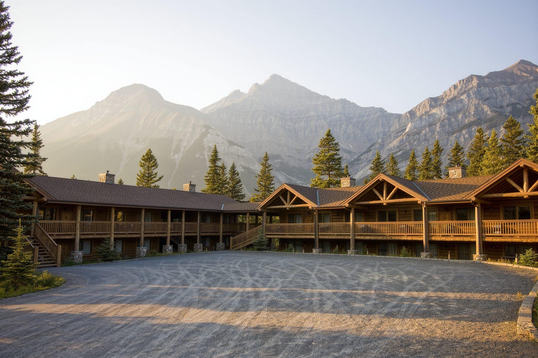 Golden Ridge, Canmore: a small visitor-accommodation building on the trail